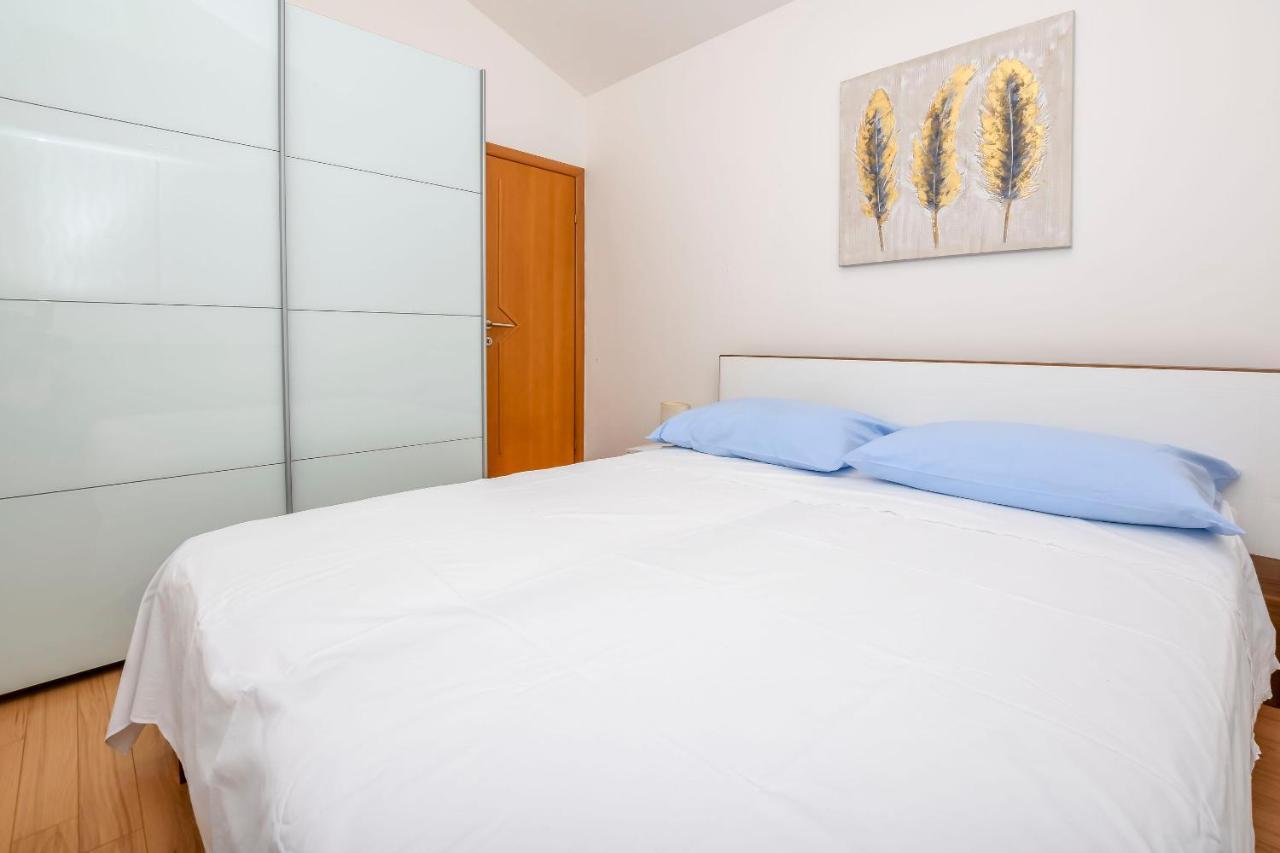 Apartment Zdravka Primošten Buitenkant foto